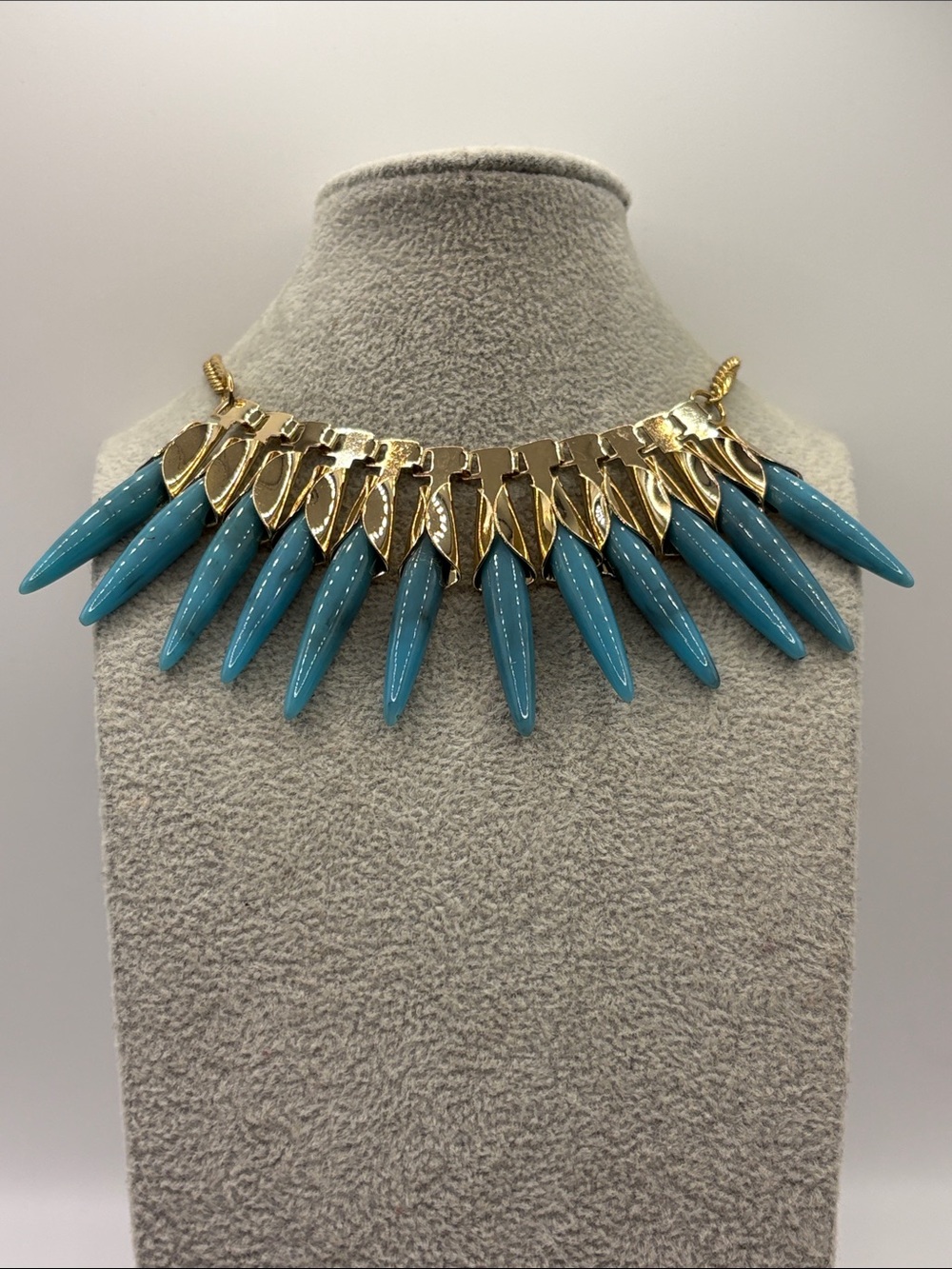Gold-Tone Cleopatra Necklace with Turquoise Spike Accents Egyptian Style 18-21” - Picture 2 of 6